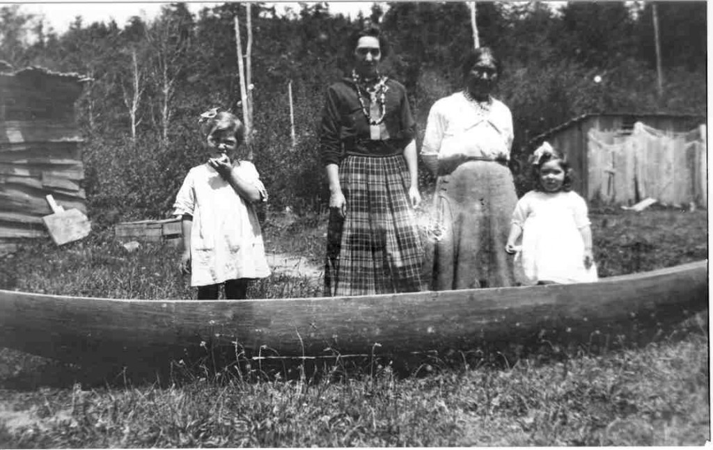 Evelyn Moore, Laura Metcalf, Nancy Palmer & Laura Short.  Source: Coquille Indian Tribe